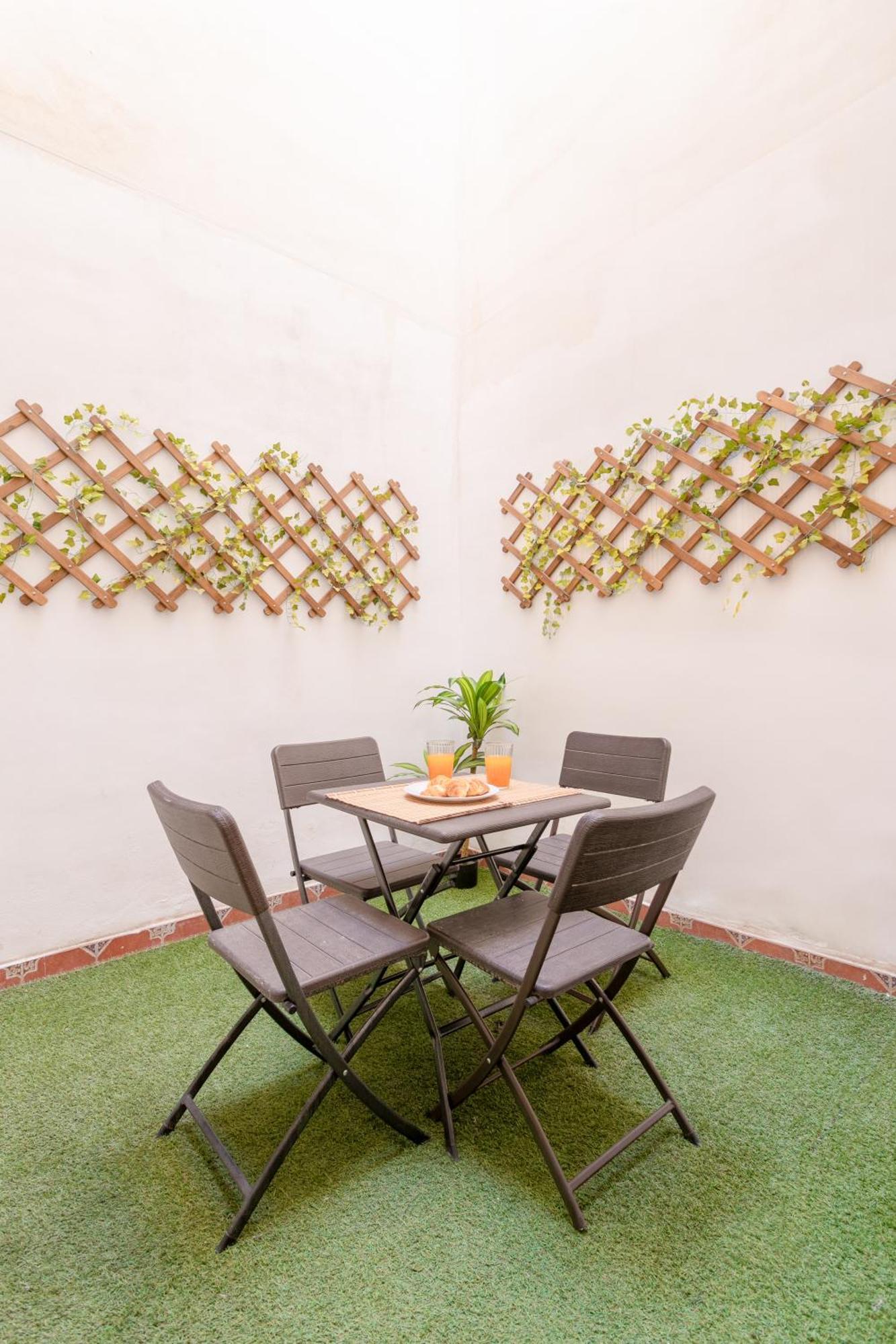 Apartamentos Centricos De San Leandro Alicante Eksteriør billede