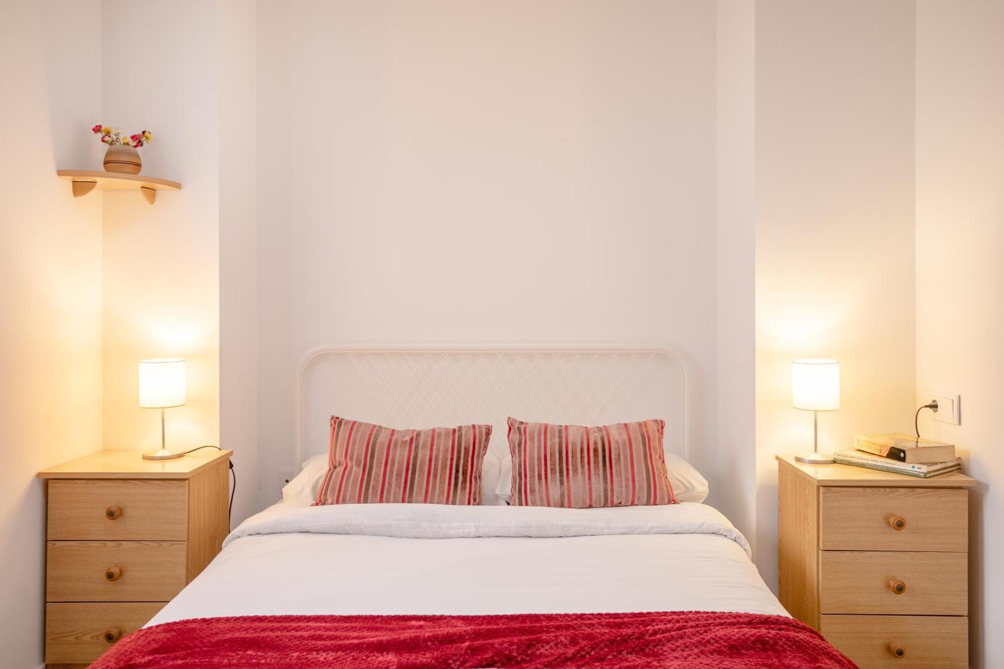 Apartamentos Centricos De San Leandro Alicante Eksteriør billede